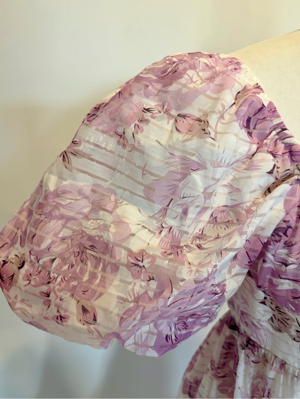 Storia Lilac Floral Puff Sleeve Sundress - Picture 5 of 8
